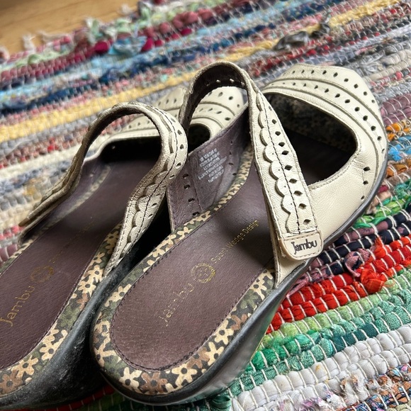 Jambu Cream Sandals with Intricate Cutout Design - Picture 15 of 15